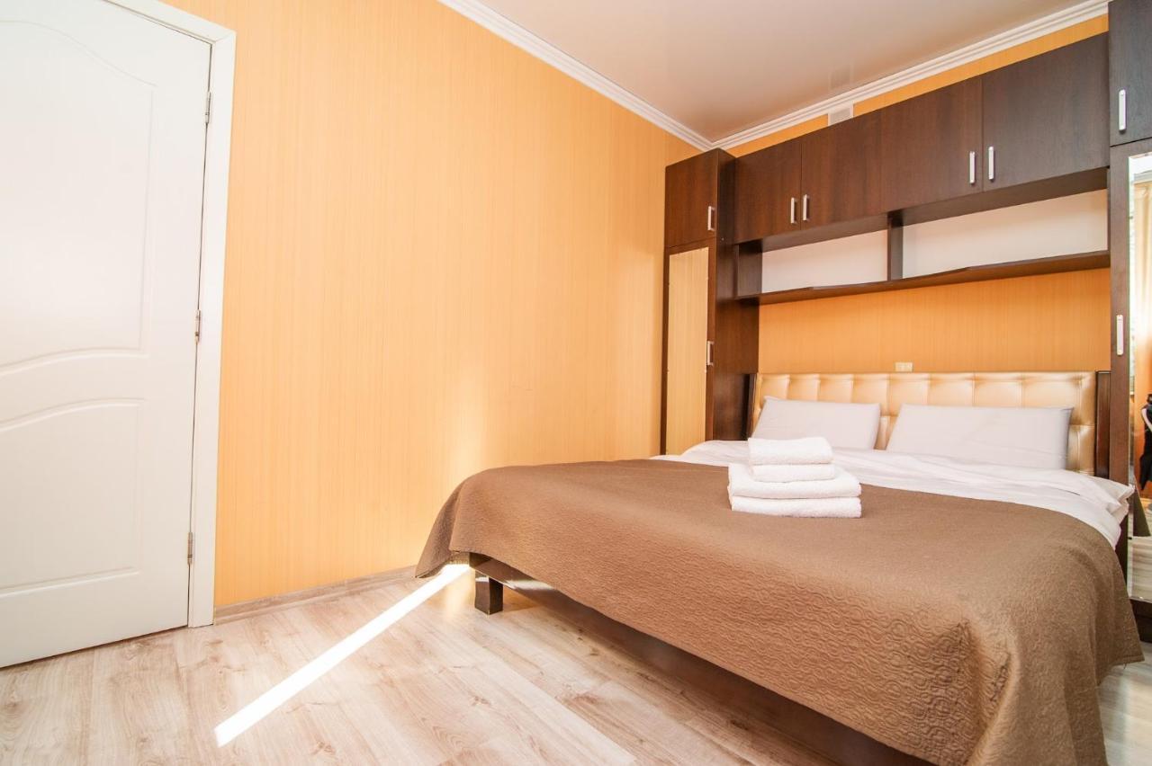 Ferienwohnung Luxrent Kischinau Exterior foto