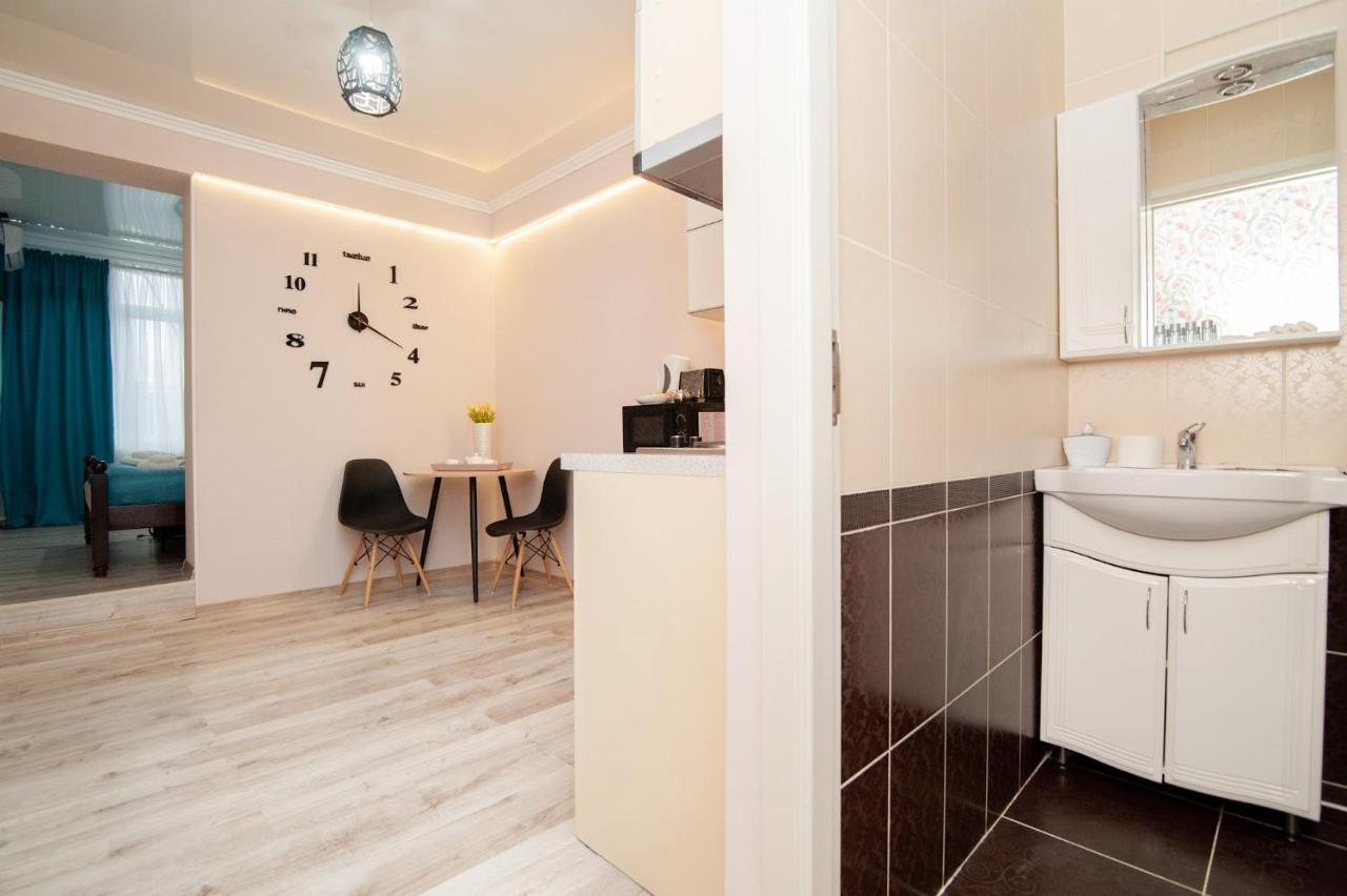 Ferienwohnung Luxrent Kischinau Exterior foto