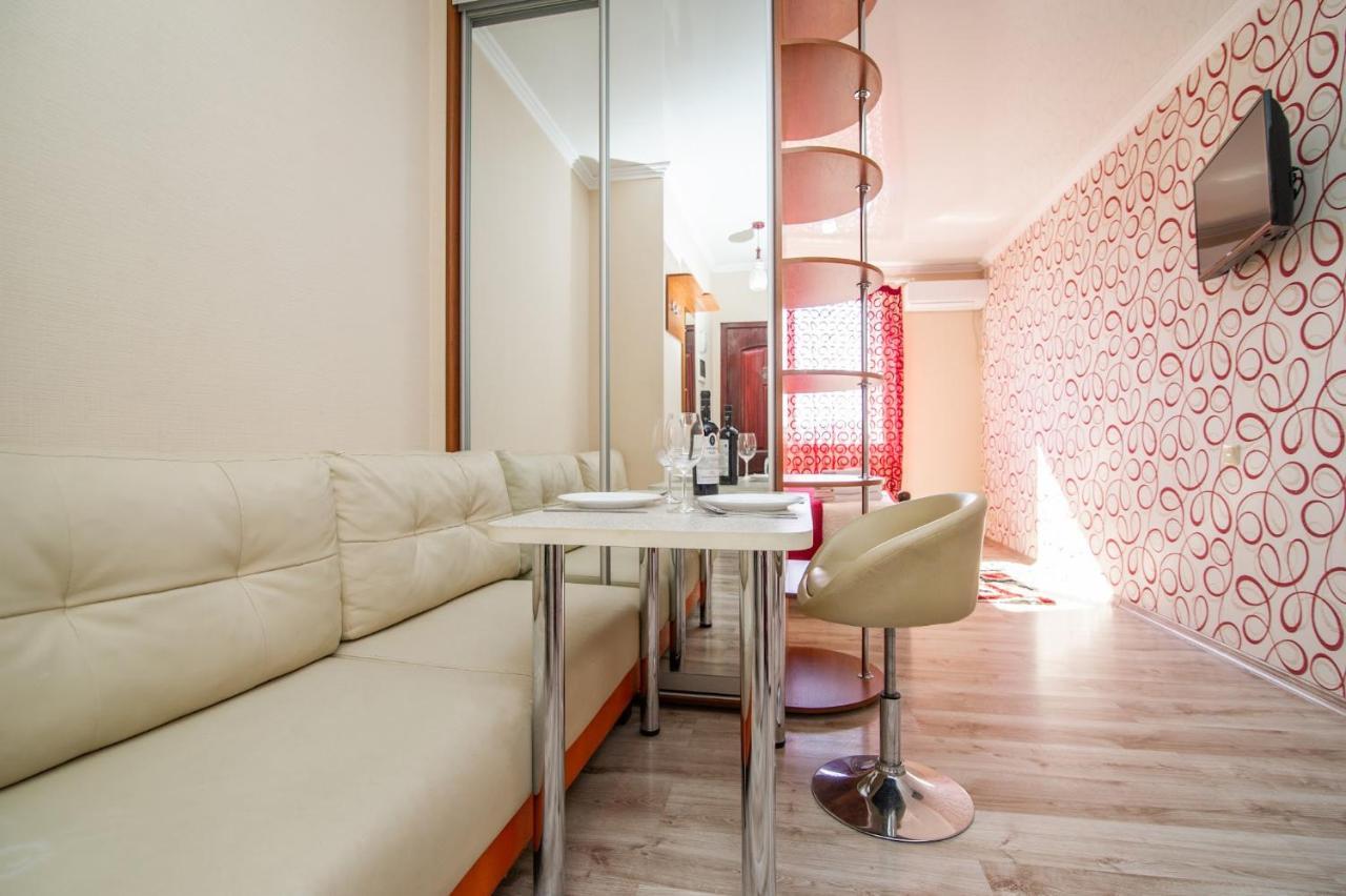 Ferienwohnung Luxrent Kischinau Exterior foto