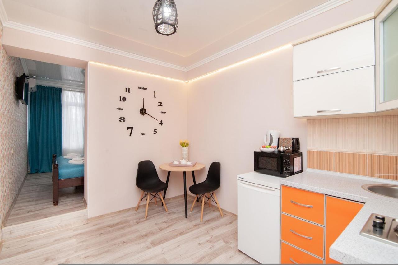 Ferienwohnung Luxrent Kischinau Exterior foto