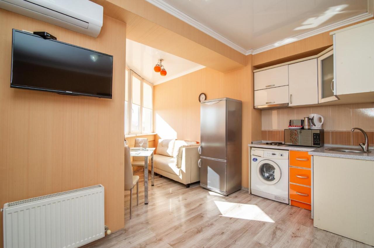 Ferienwohnung Luxrent Kischinau Exterior foto